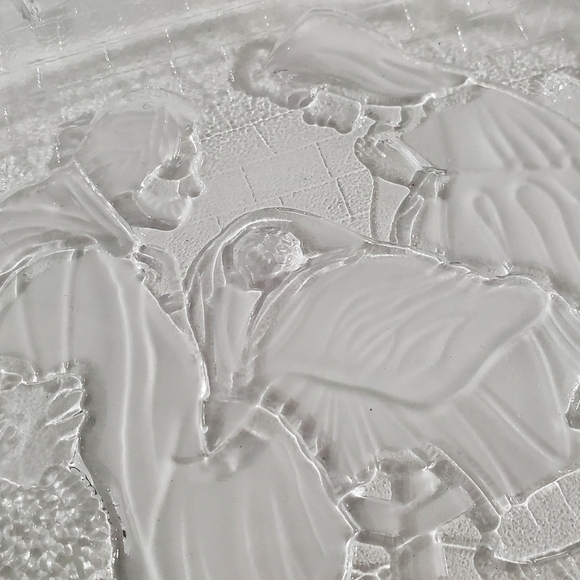 NWT Mikasa Crystal Nativity Plate Clear Serving Dish Stable Manger - Picture 1 of 8